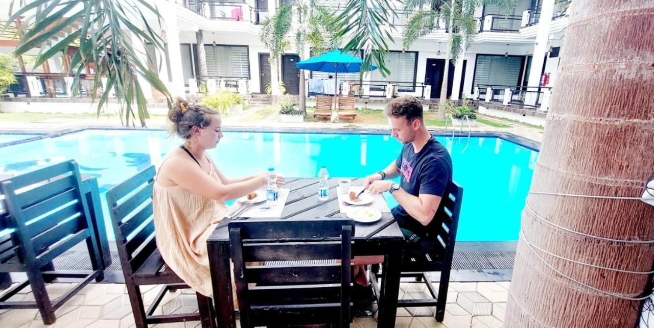 J7 Villaj Resort Trincomalee Exteriör bild